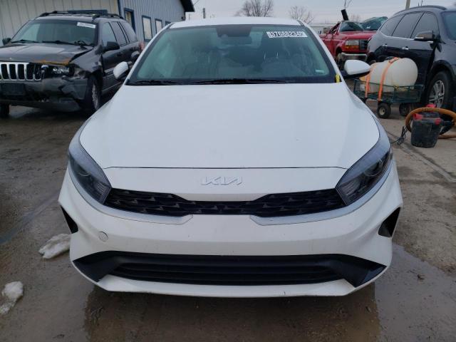 Photo 4 VIN: 3KPF24AD8PE585702 - KIA FORTE 