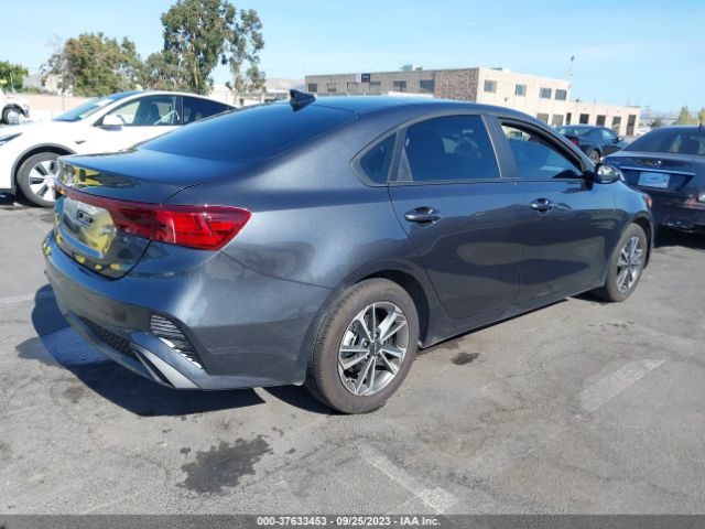 Photo 3 VIN: 3KPF24AD8PE630170 - KIA FORTE 