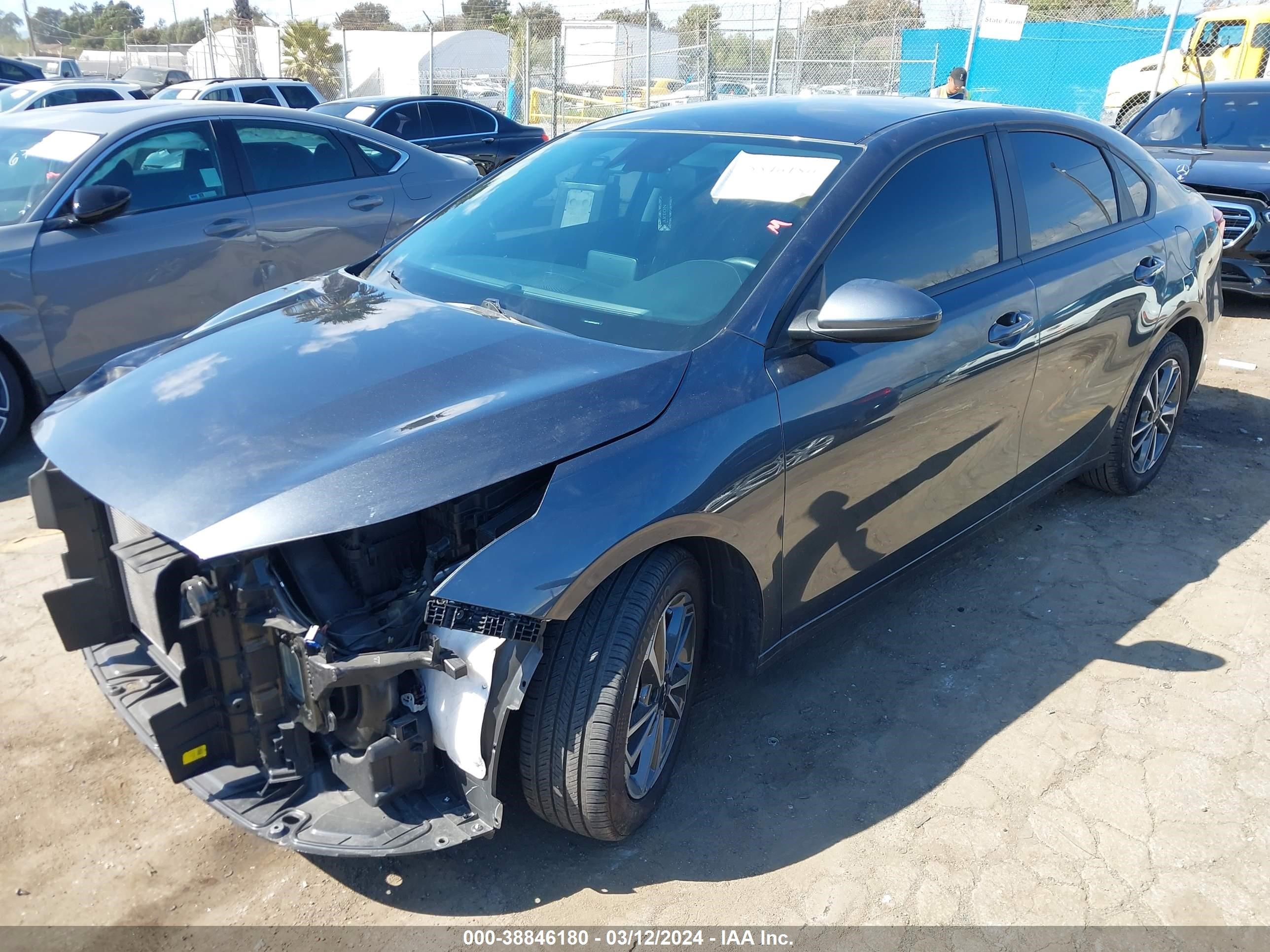 Photo 1 VIN: 3KPF24AD8PE648779 - KIA FORTE 