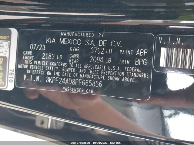 Photo 8 VIN: 3KPF24AD8PE665856 - KIA FORTE 