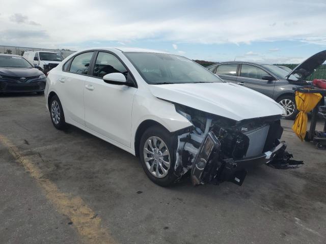 Photo 3 VIN: 3KPF24AD8RE688931 - KIA FORTE 