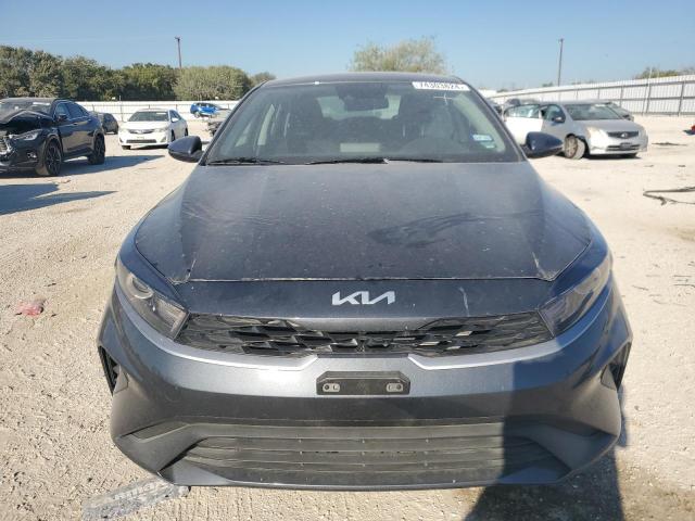 Photo 4 VIN: 3KPF24AD8RE713097 - KIA FORTE LX 