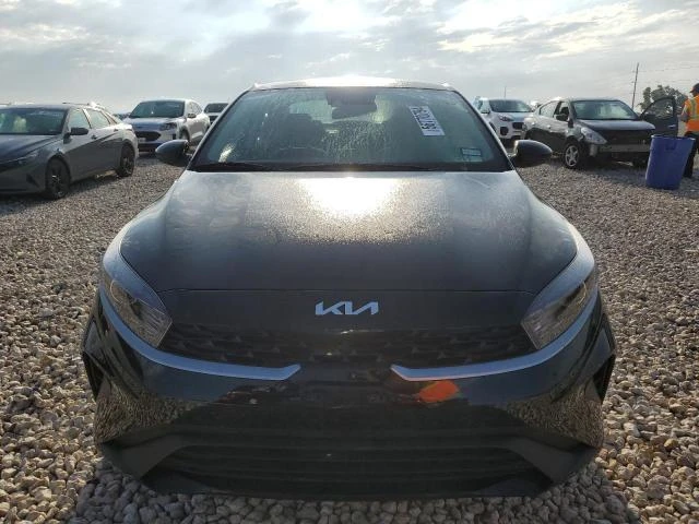 Photo 4 VIN: 3KPF24AD8RE737853 - KIA FORTE LX 