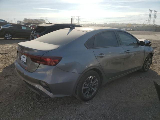 Photo 2 VIN: 3KPF24AD8RE811806 - KIA FORTE LX 