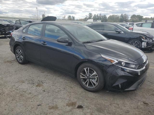 Photo 3 VIN: 3KPF24AD8RE820750 - KIA FORTE LX 