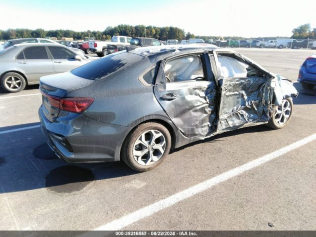 Photo 3 VIN: 3KPF24AD9KE026183 - KIA FORTE 