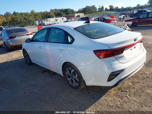 Photo 2 VIN: 3KPF24AD9KE027771 - KIA FORTE 