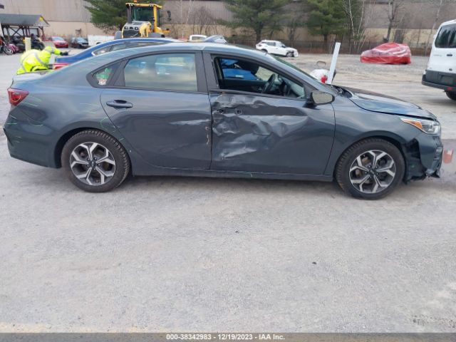 Photo 5 VIN: 3KPF24AD9KE048281 - KIA FORTE 