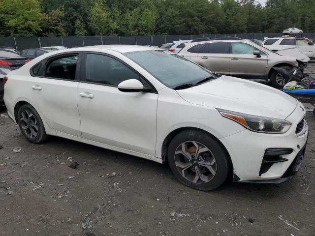 Photo 3 VIN: 3KPF24AD9KE064058 - KIA FORTE FE 