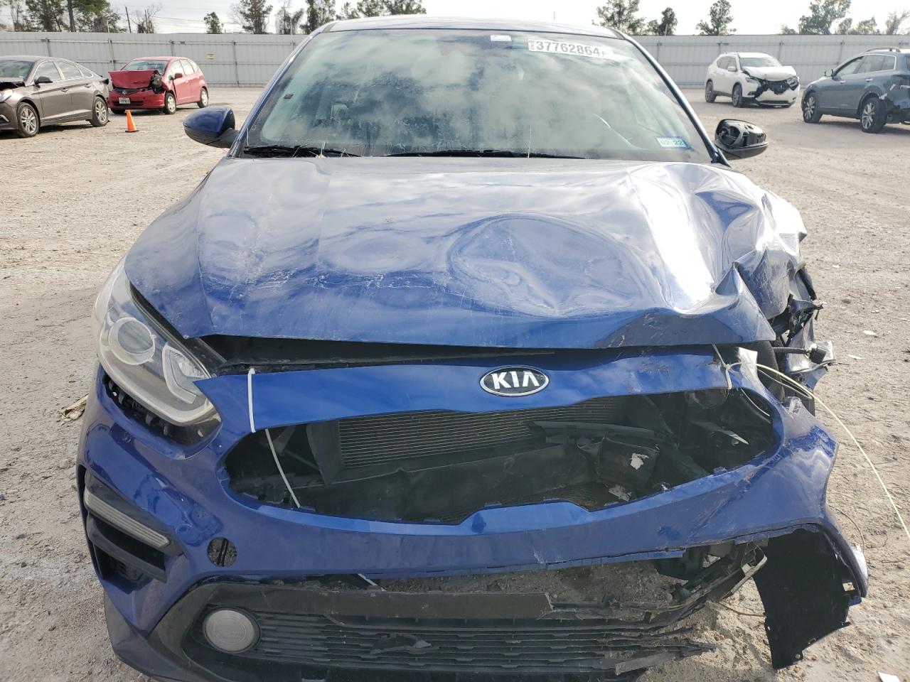 Photo 4 VIN: 3KPF24AD9KE067655 - KIA FORTE 