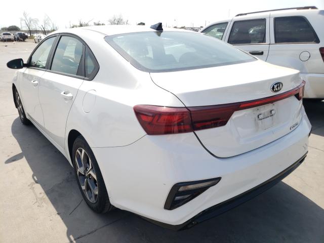 Photo 2 VIN: 3KPF24AD9KE084875 - KIA FORTE FE 