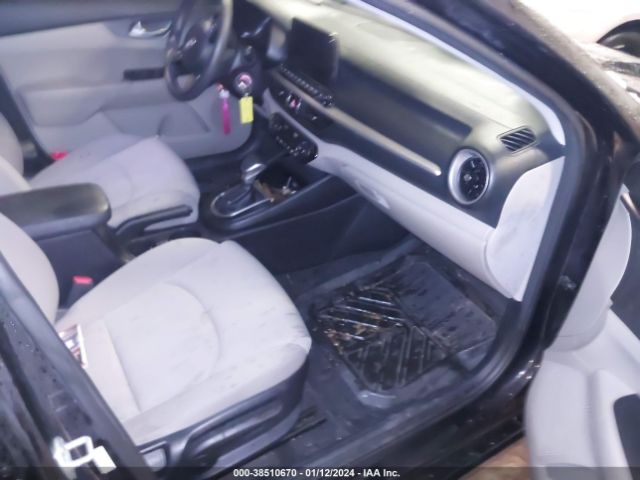 Photo 4 VIN: 3KPF24AD9KE094418 - KIA FORTE 