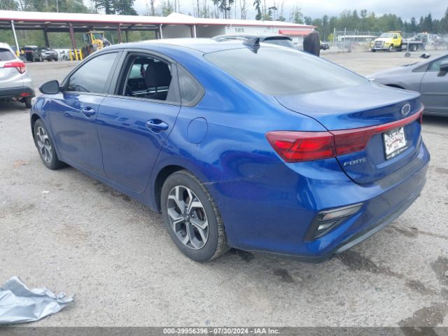 Photo 2 VIN: 3KPF24AD9KE094547 - KIA FORTE 