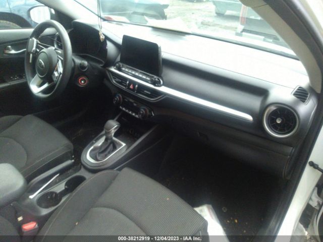 Photo 4 VIN: 3KPF24AD9KE096699 - KIA FORTE 