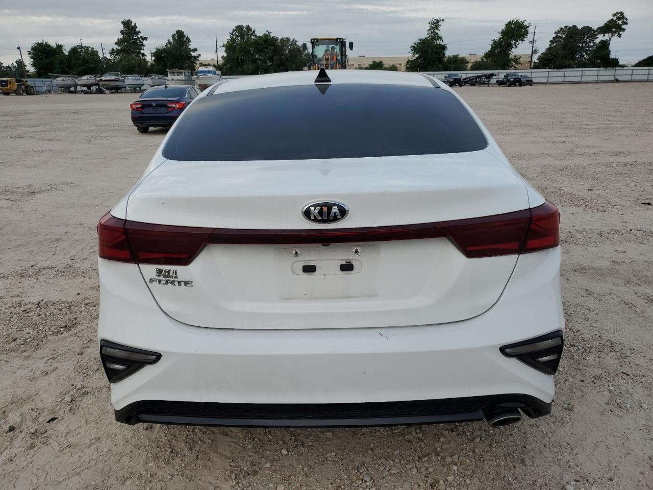 Photo 5 VIN: 3KPF24AD9KE111816 - KIA FORTE 