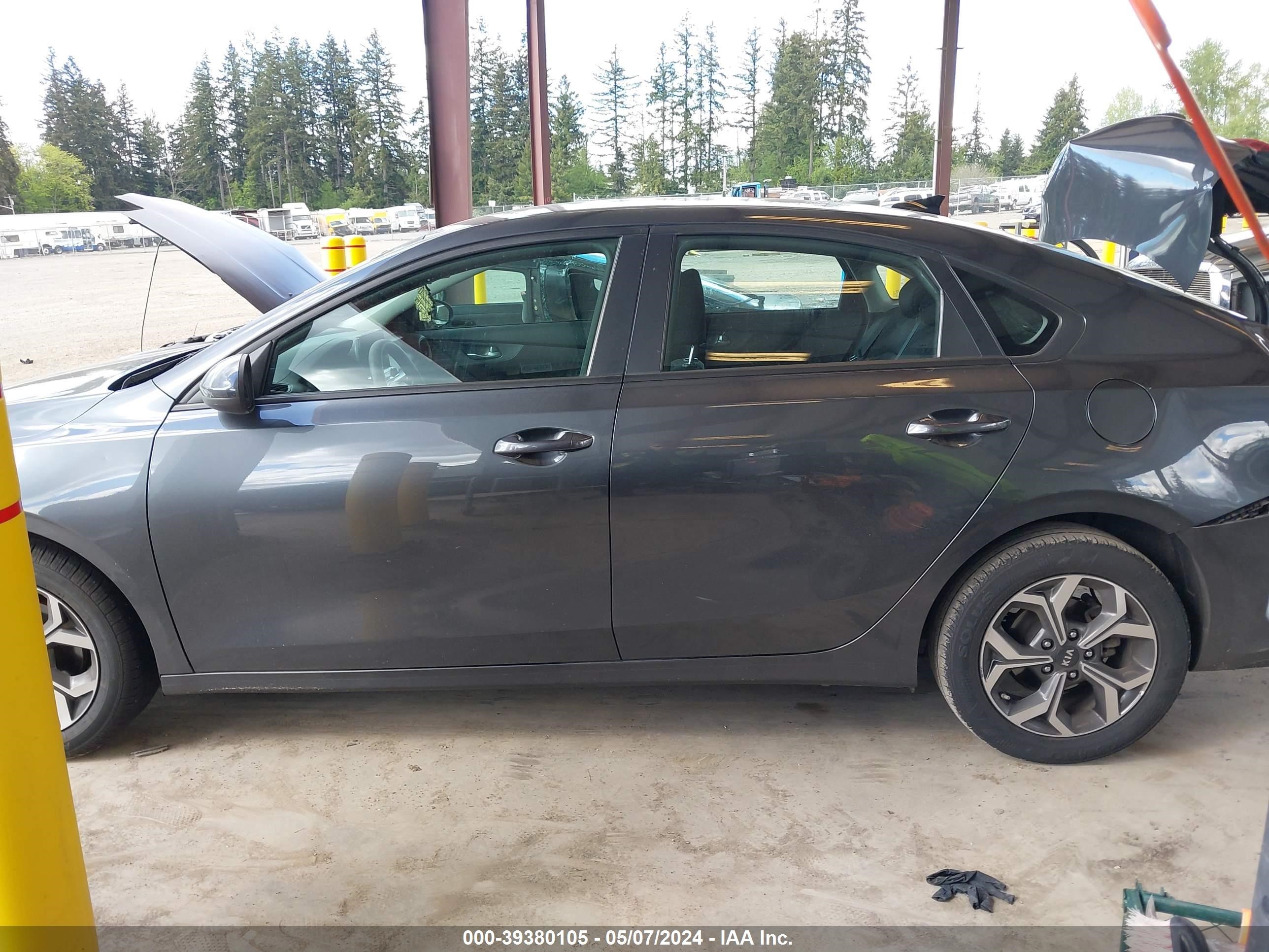 Photo 13 VIN: 3KPF24AD9KE120077 - KIA FORTE 