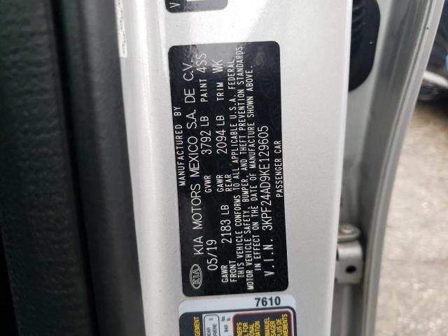 Photo 11 VIN: 3KPF24AD9KE129605 - KIA FORTE FE 