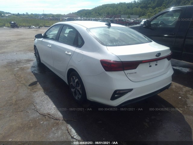 Photo 2 VIN: 3KPF24AD9KE130799 - KIA FORTE 