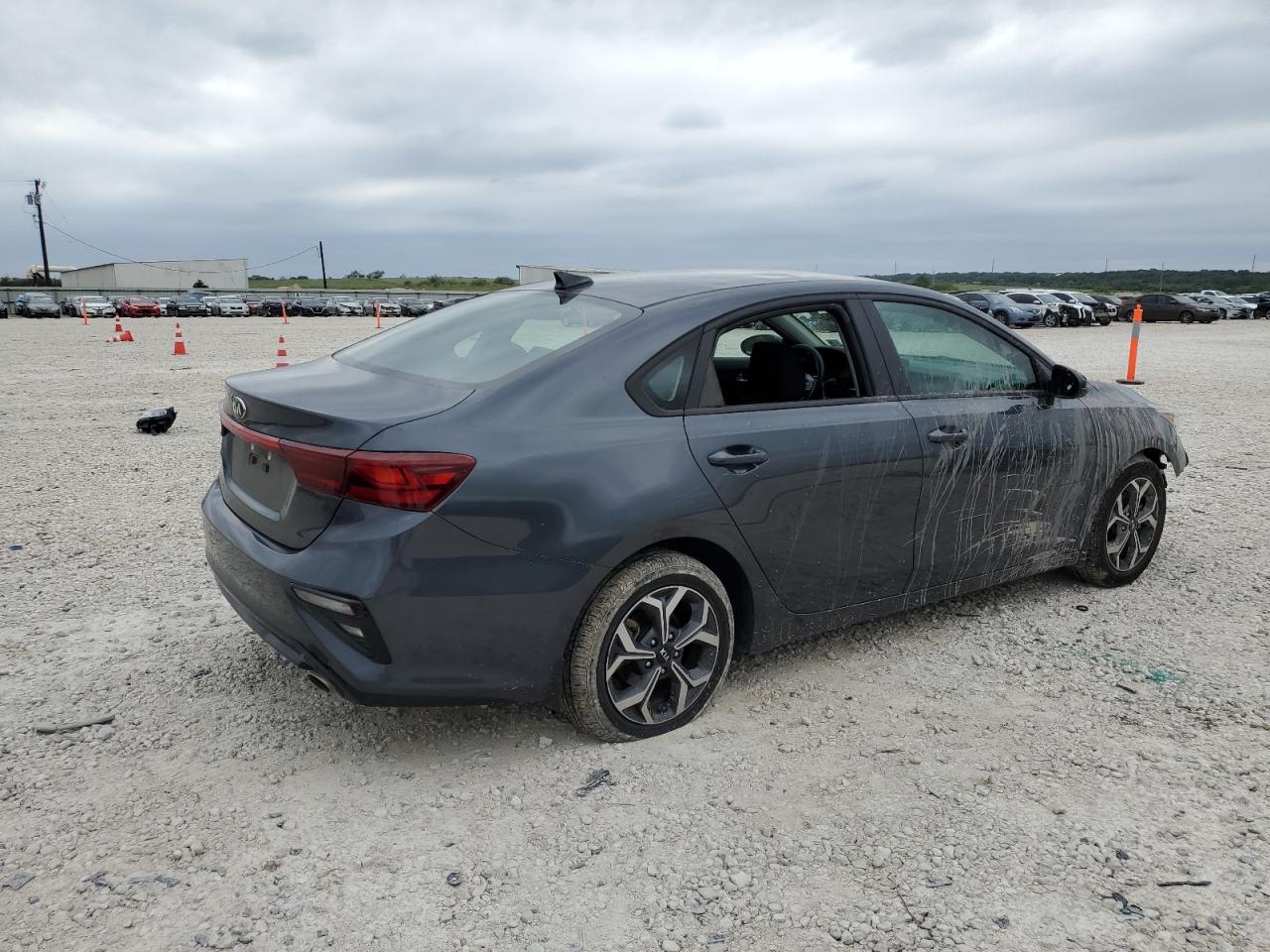 Photo 2 VIN: 3KPF24AD9LE256503 - KIA FORTE 