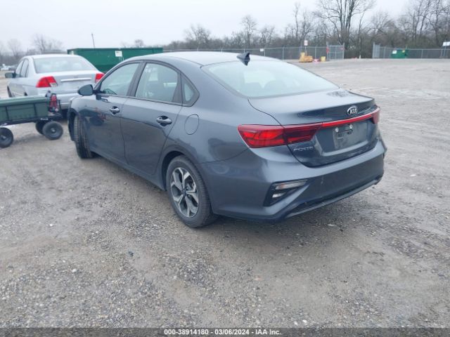 Photo 2 VIN: 3KPF24AD9ME264182 - KIA FORTE 