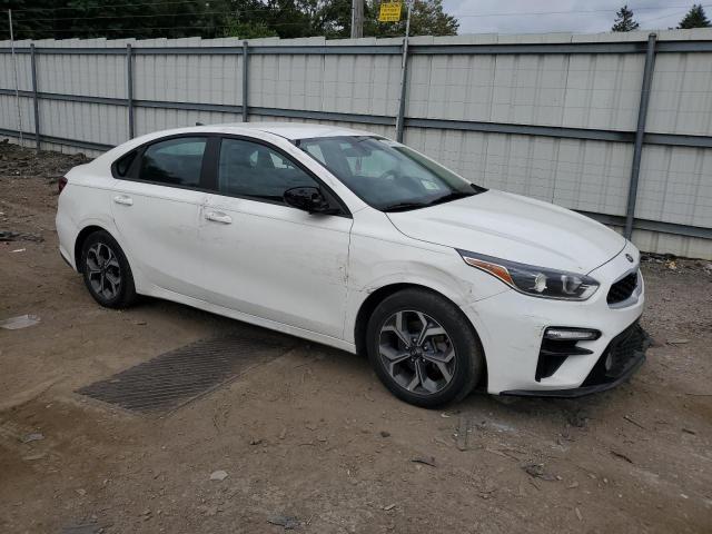 Photo 3 VIN: 3KPF24AD9ME269611 - KIA FORTE 