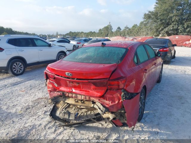 Photo 3 VIN: 3KPF24AD9ME290250 - KIA FORTE 
