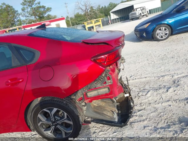 Photo 5 VIN: 3KPF24AD9ME290250 - KIA FORTE 