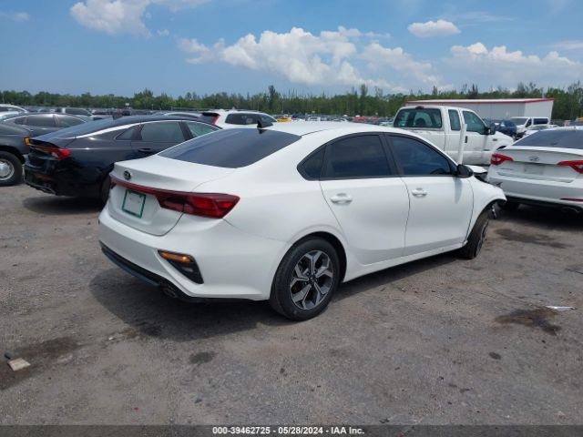 Photo 3 VIN: 3KPF24AD9ME329712 - KIA FORTE 