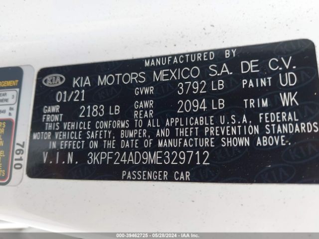 Photo 8 VIN: 3KPF24AD9ME329712 - KIA FORTE 