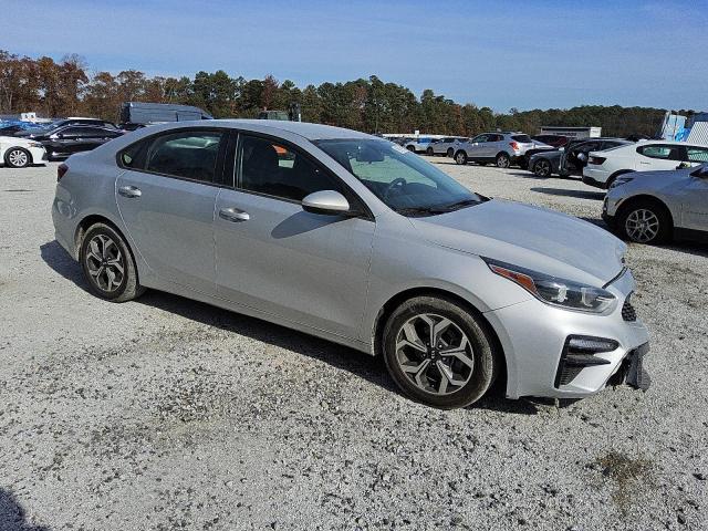 Photo 3 VIN: 3KPF24AD9ME331198 - KIA FORTE FE 