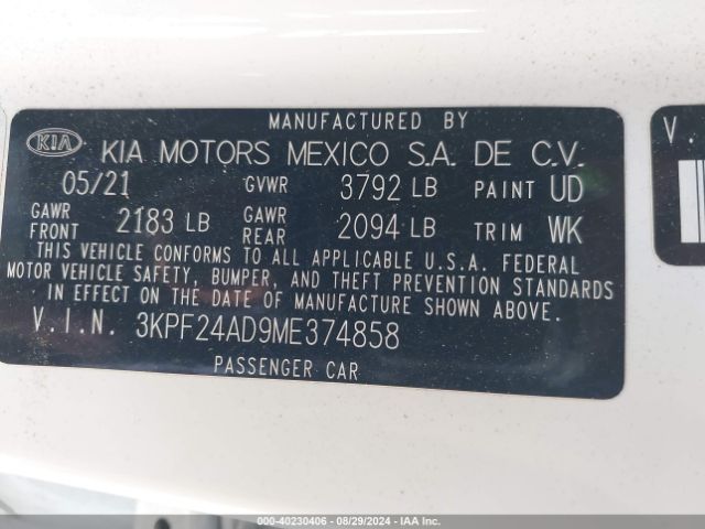 Photo 8 VIN: 3KPF24AD9ME374858 - KIA FORTE 