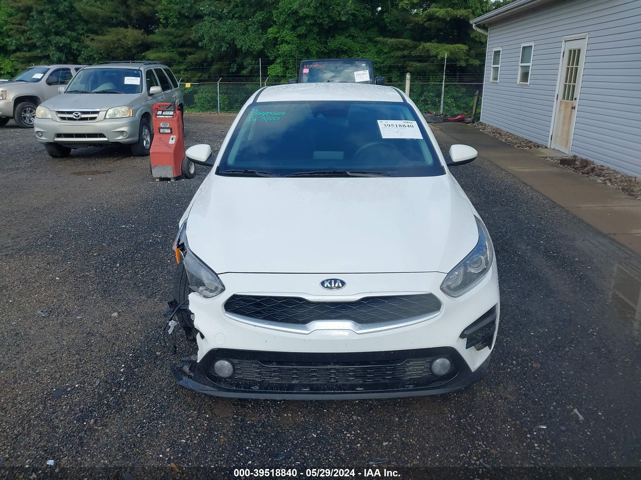 Photo 11 VIN: 3KPF24AD9ME378800 - KIA FORTE 