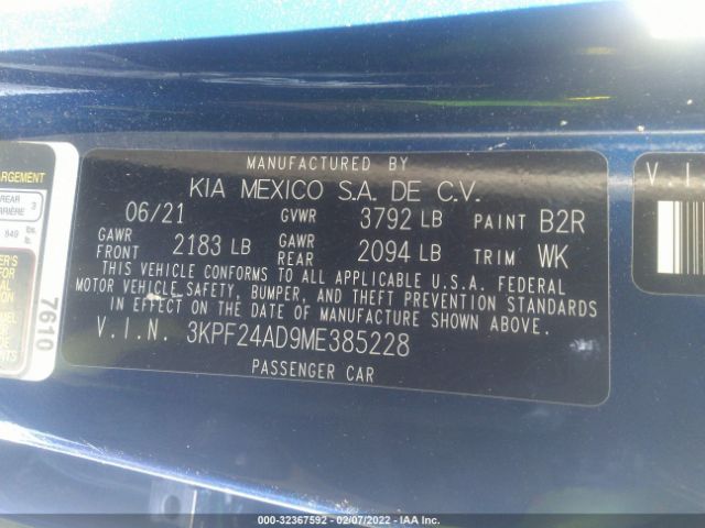 Photo 8 VIN: 3KPF24AD9ME385228 - KIA FORTE 