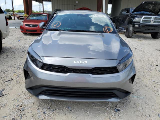 Photo 4 VIN: 3KPF24AD9NE435062 - KIA FORTE FE 