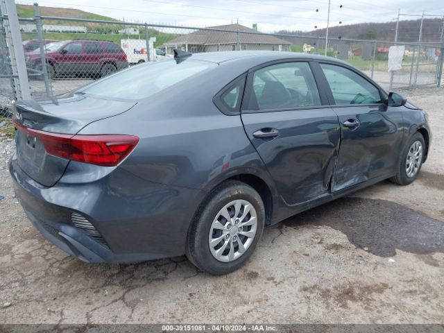 Photo 3 VIN: 3KPF24AD9NE446353 - KIA FORTE 