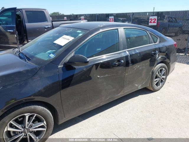 Photo 5 VIN: 3KPF24AD9NE447955 - KIA FORTE 