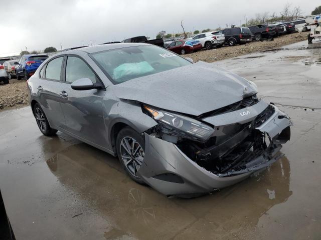 Photo 3 VIN: 3KPF24AD9NE450872 - KIA FORTE FE 