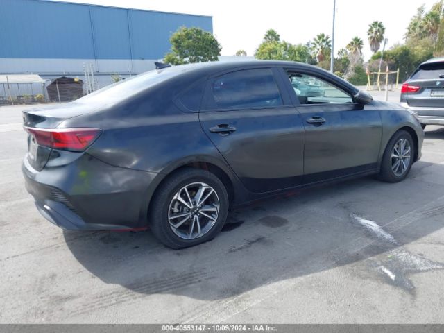 Photo 3 VIN: 3KPF24AD9NE457580 - KIA FORTE 