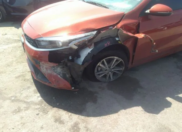 Photo 5 VIN: 3KPF24AD9NE467459 - KIA FORTE 