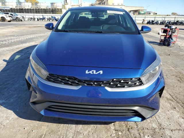 Photo 4 VIN: 3KPF24AD9PE507610 - KIA FORTE LX 