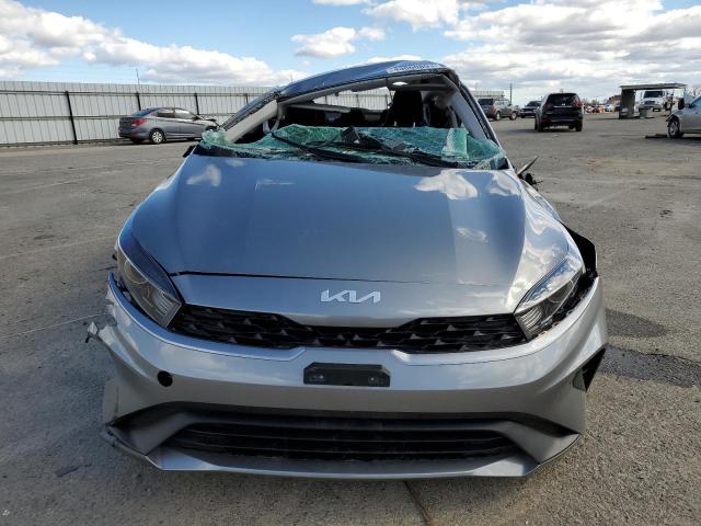 Photo 4 VIN: 3KPF24AD9PE515402 - KIA FORTE LX 