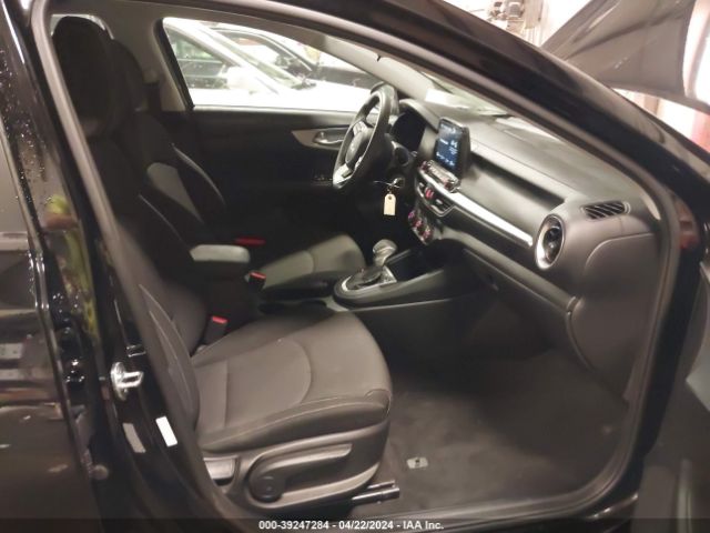 Photo 4 VIN: 3KPF24AD9PE517599 - KIA FORTE 