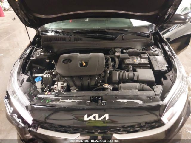 Photo 9 VIN: 3KPF24AD9PE517599 - KIA FORTE 