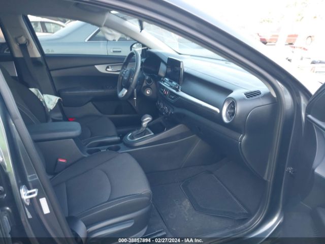 Photo 4 VIN: 3KPF24AD9PE550036 - KIA FORTE 