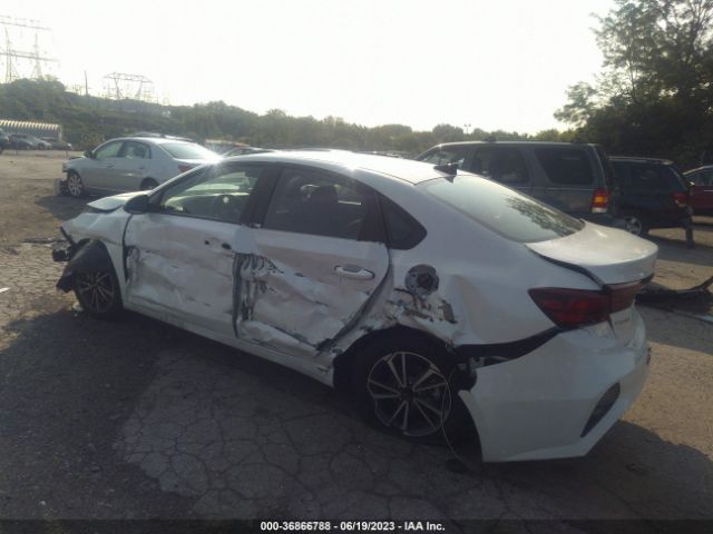 Photo 2 VIN: 3KPF24AD9PE557469 - KIA FORTE 