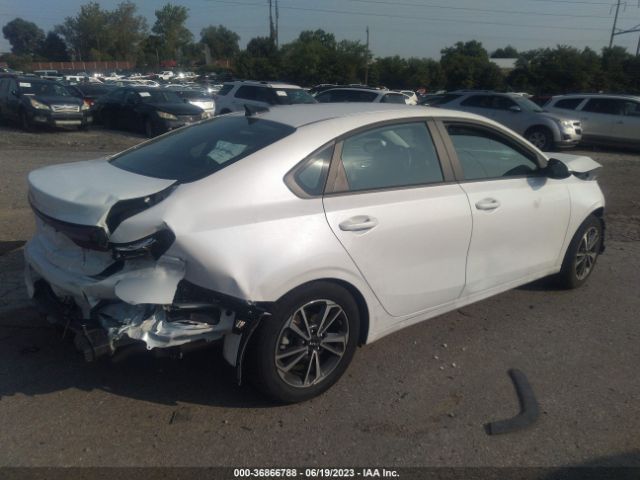 Photo 3 VIN: 3KPF24AD9PE557469 - KIA FORTE 