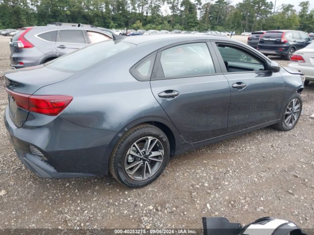 Photo 3 VIN: 3KPF24AD9PE563885 - KIA FORTE 