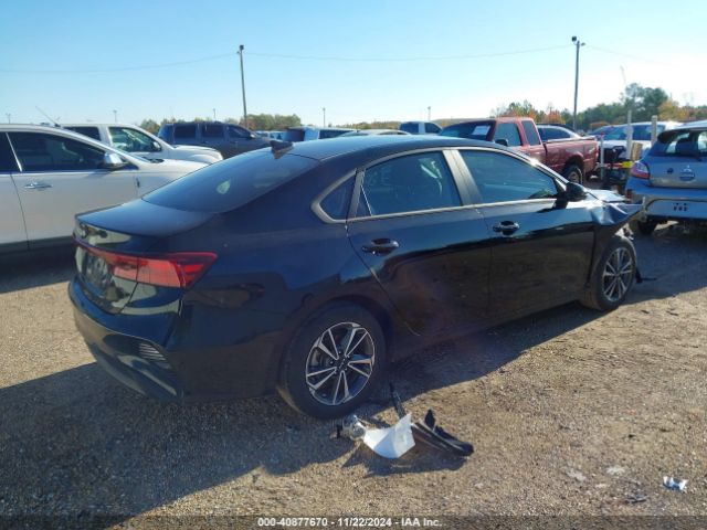 Photo 3 VIN: 3KPF24AD9PE593680 - KIA FORTE 