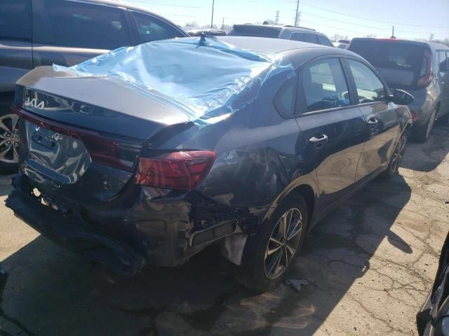 Photo 2 VIN: 3KPF24AD9PE605830 - KIA FORTE LX 