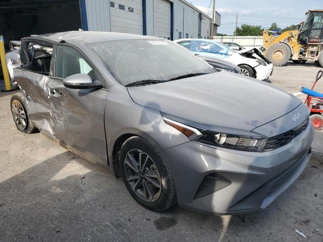 Photo 3 VIN: 3KPF24AD9PE626533 - KIA FORTE LX 